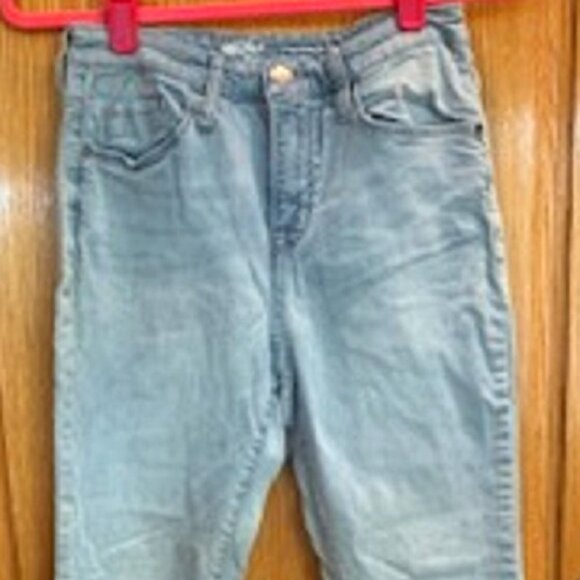 Girl's High Rise Skinny Denim Jeans Straight Fit Cotton Light Blue Size 6/28 - Picture 1 of 5